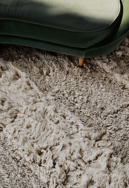 Layered Shaggy Stripe Oatmeal detailfoto wol