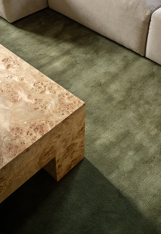 Layered classic solid wool Capulet Olive vloerkleed