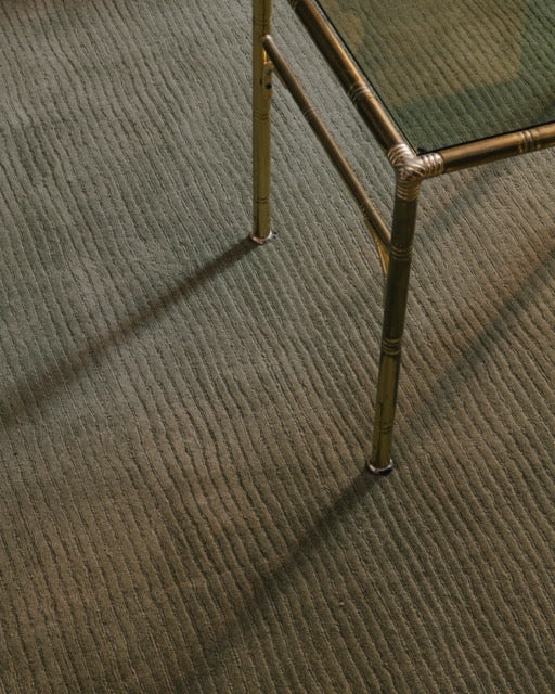 Layered Drift Olive sfeerbeeld