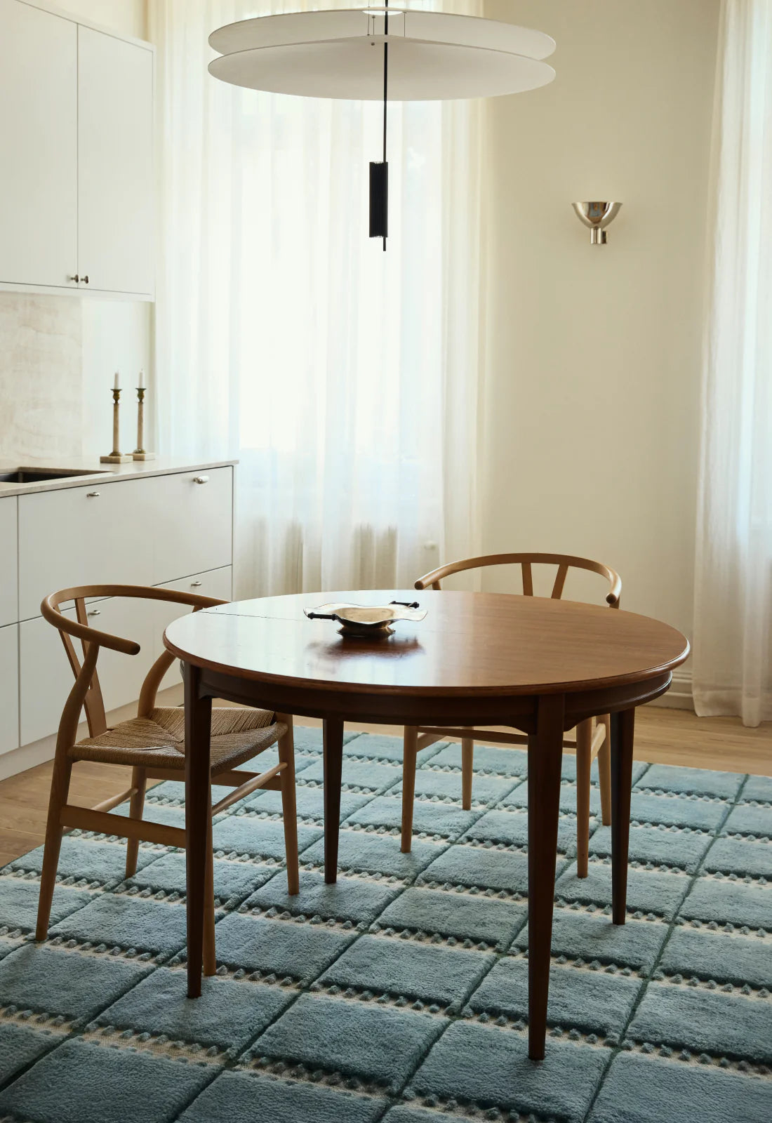 Layered Lilly Blue wollen vloerkleed