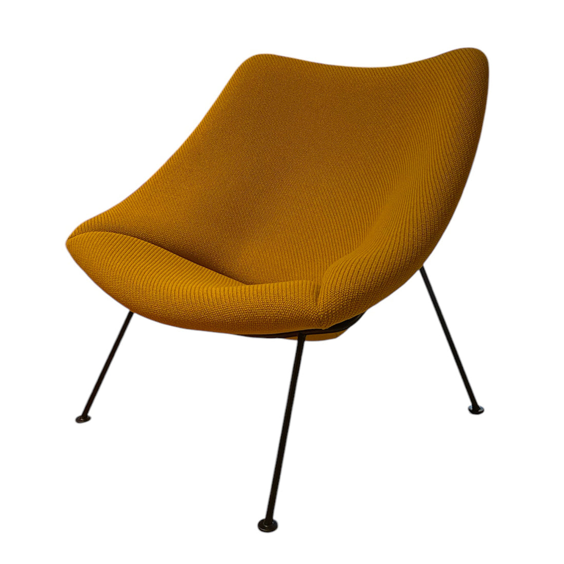 Ligne Roset Oyster CM 137 fauteuil Coda mustard