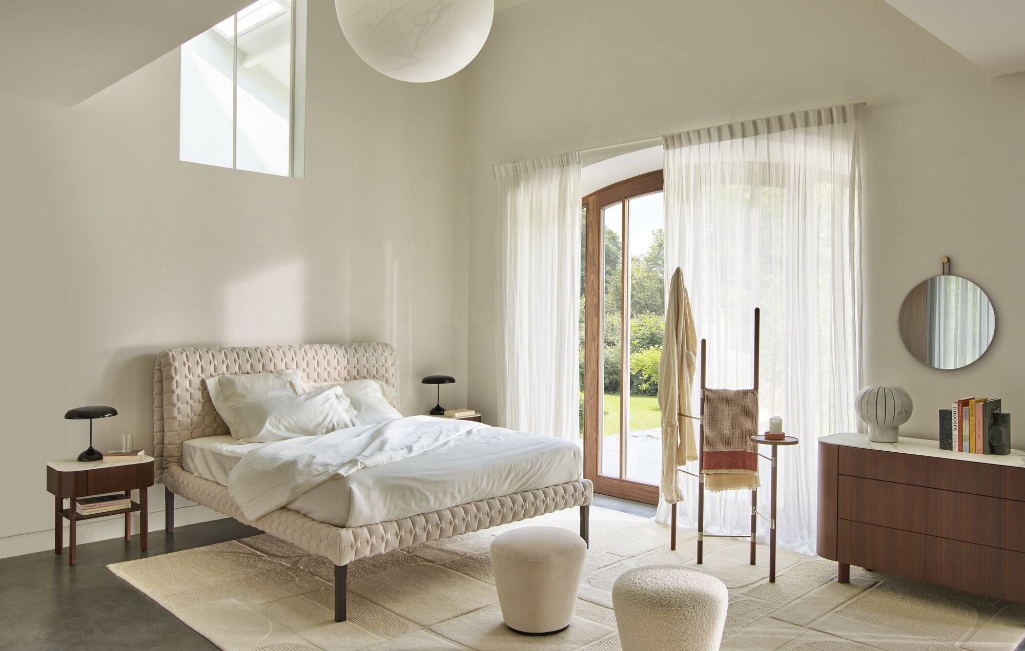 Ligne Roset Estenda Kledingrek