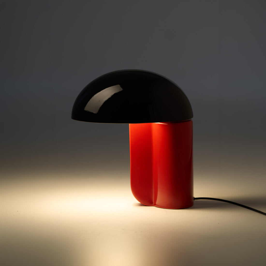 Ligne Roset Tukan tafellamp