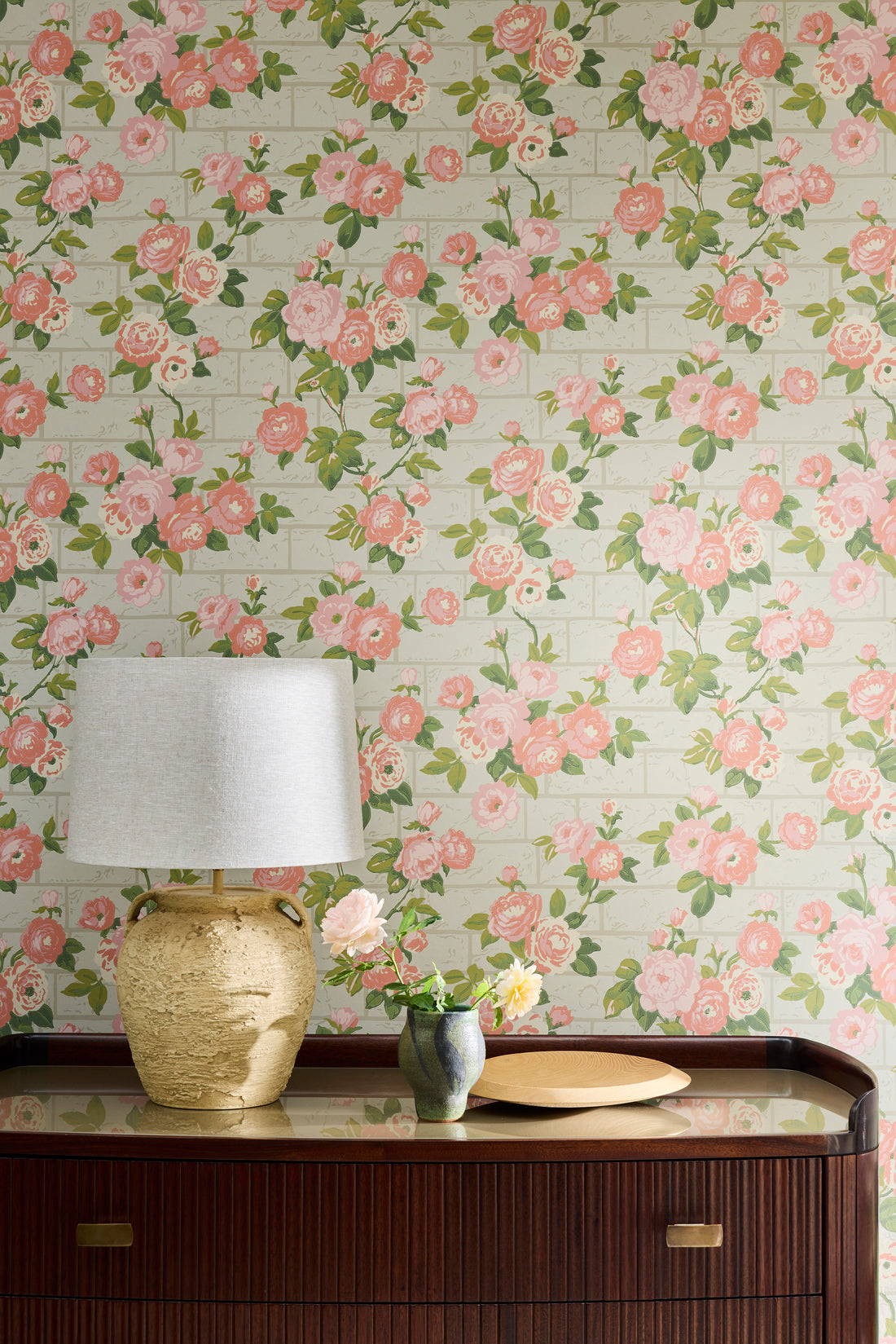 Little Greene Rose Garden - Green Stone. sfeerafbeelding