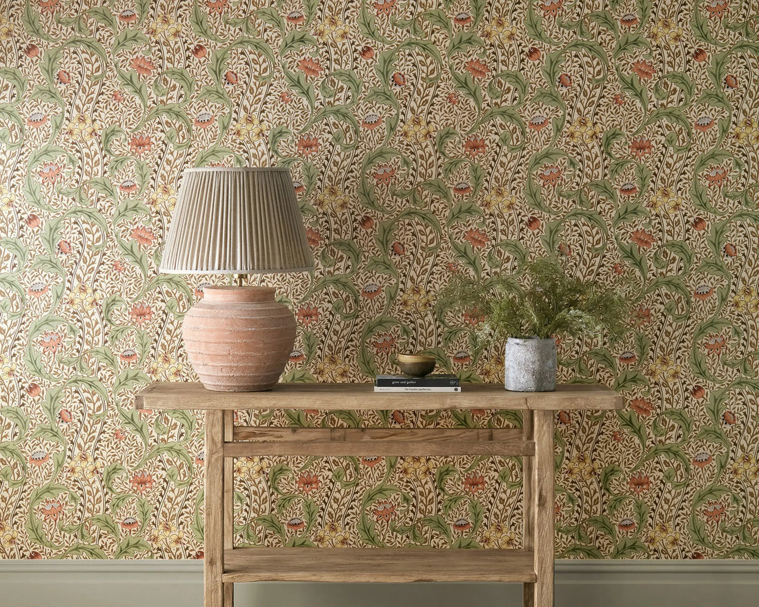 Morris and Co behang Wild Tulip &amp; Vine Rose/Linen 217579