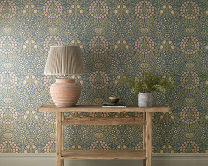 Morris and Co behang Daisy &amp; Oak Powder Blue/Blush 217584