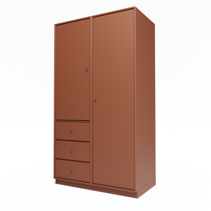 Montana wardrobe Wear 2