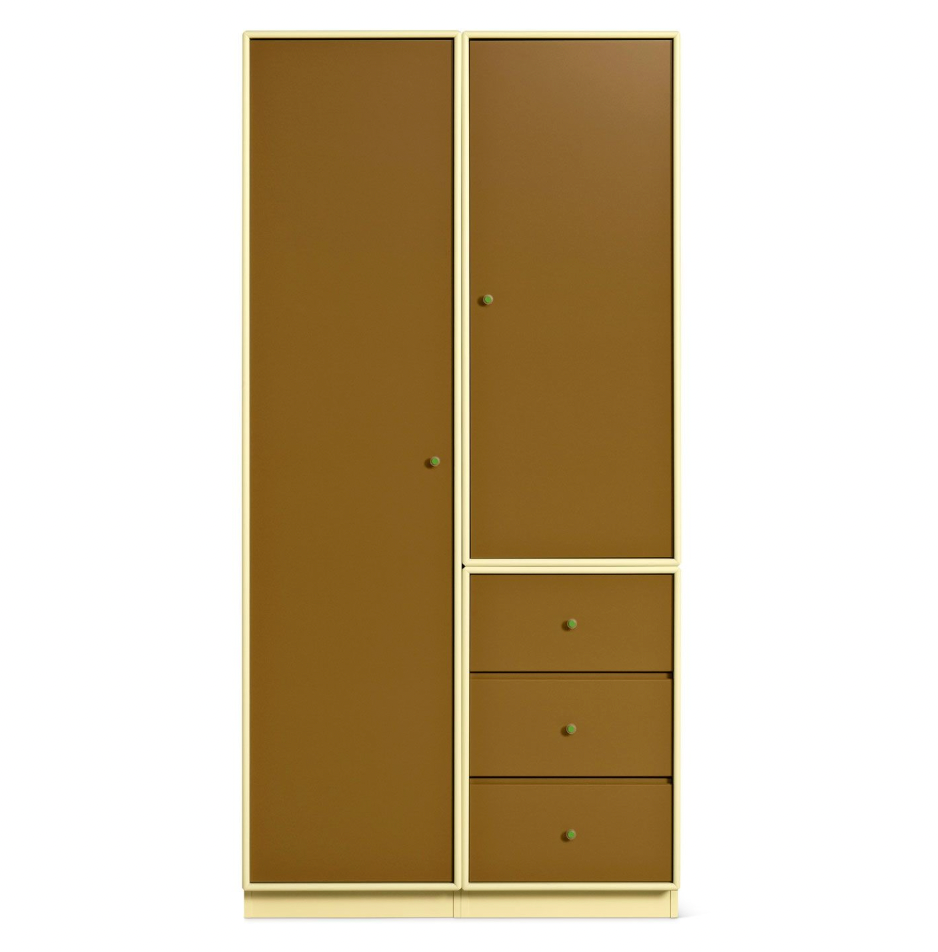 Montana wardrobe Wear 2