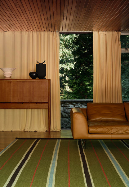 Layered Morrisstudio Racer Stripe Cooper Green sfeerbeeld interieur