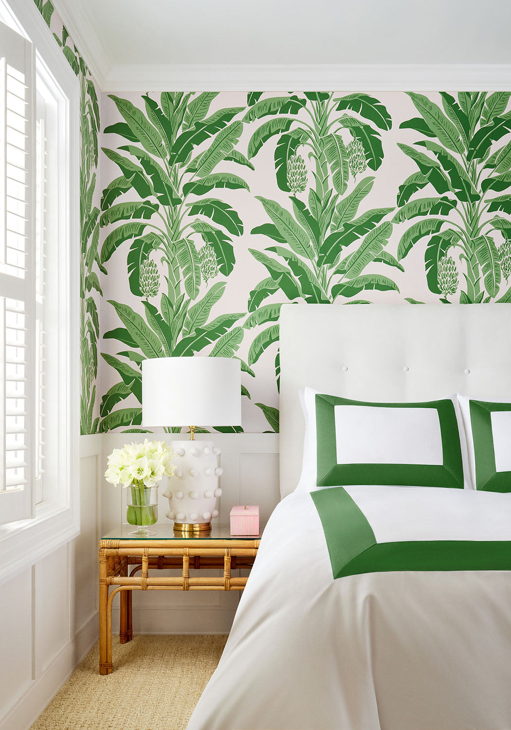 Thibaut behang Banana Tree Pink and Green T13917