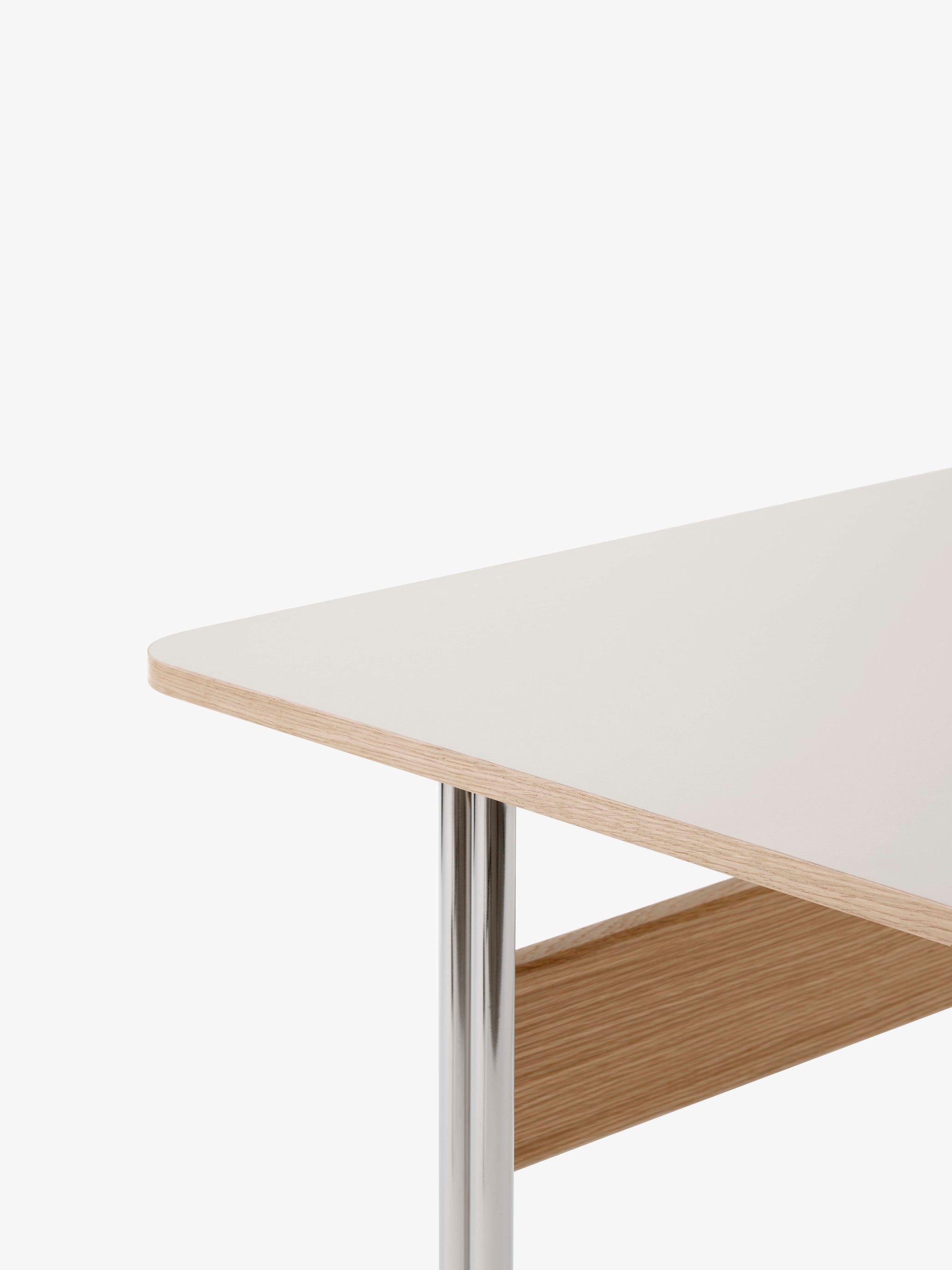 &amp;tradition Pavilion AV16 bureau