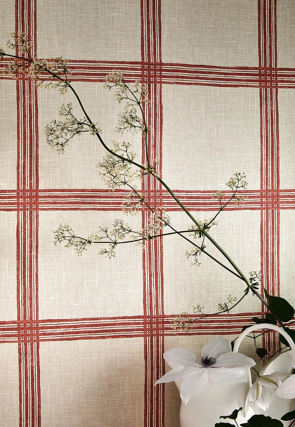 Pierre Frey
WALLPAPERS
MORA
FP227002 - Rouge