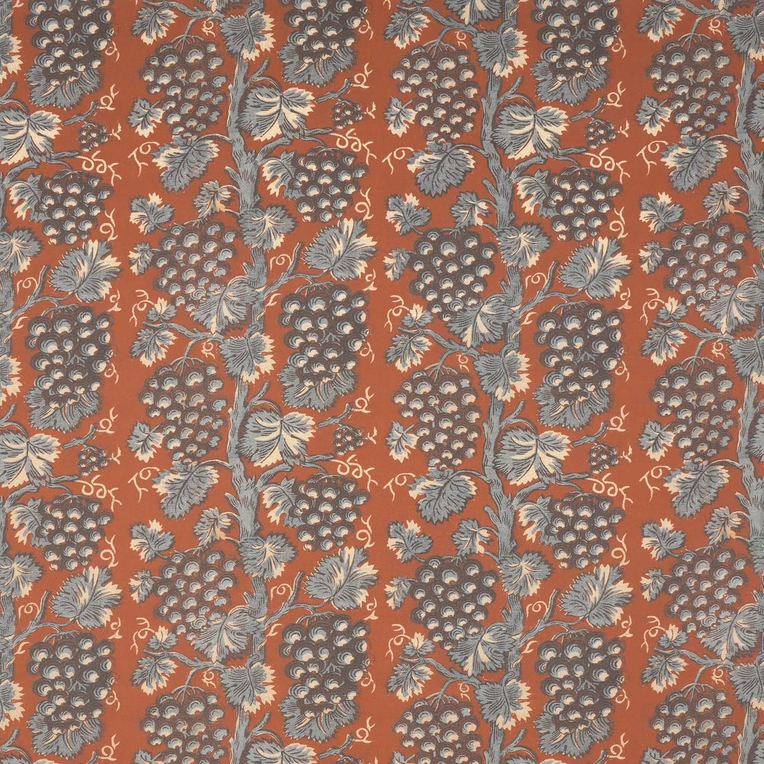 Pierre Frey behang Harcourt Carmin