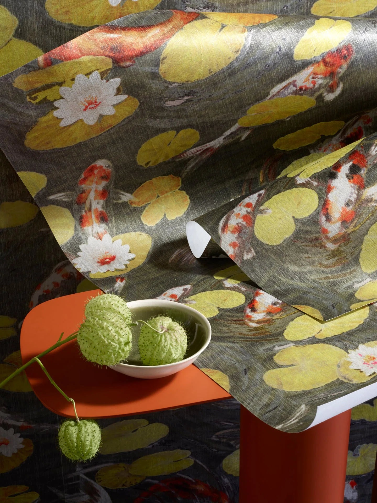 Pierre Frey behang Le Bassin aux Nénuphars Lac FP288001