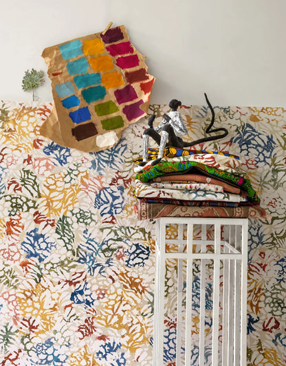 Pierre Frey behang Les Pivoines FP253001