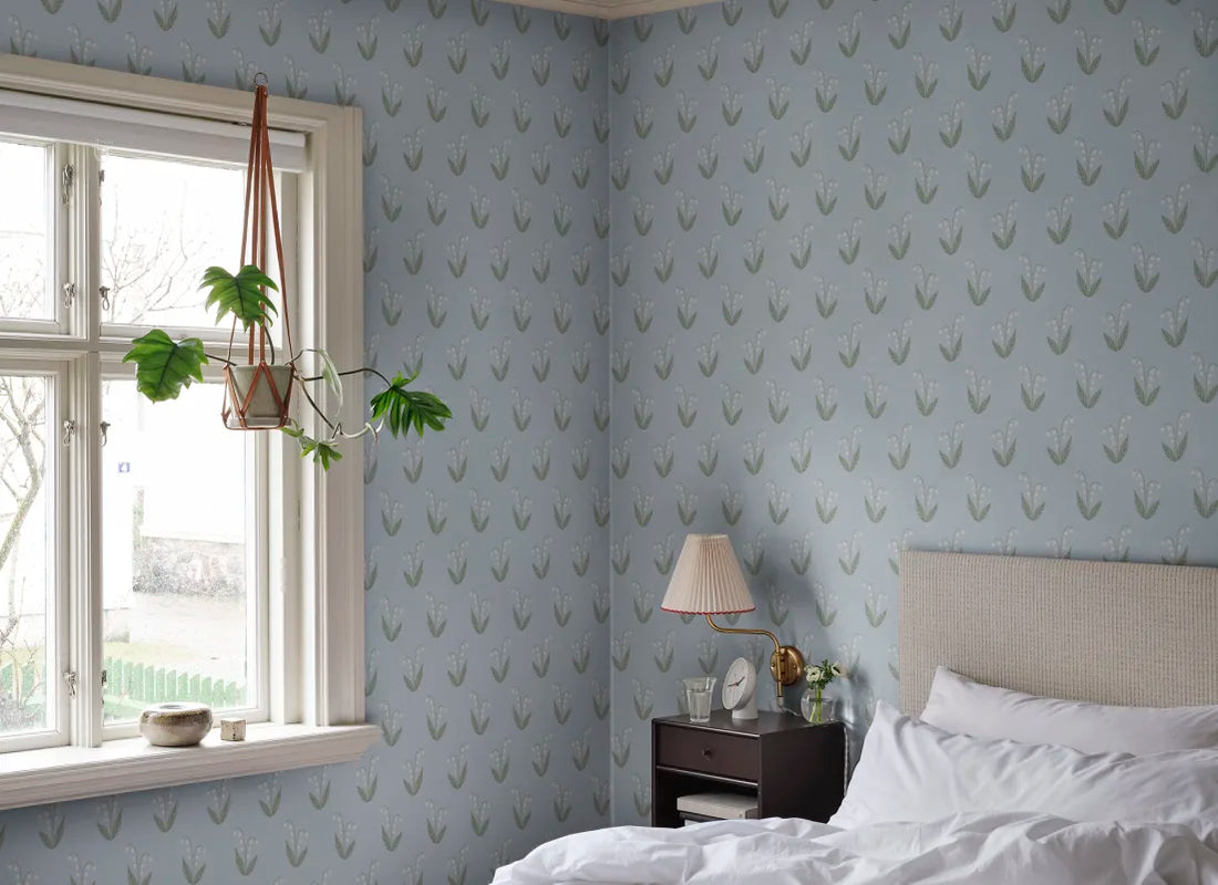Sandberg behang Lilly Light Blue S10634 bedroom]
