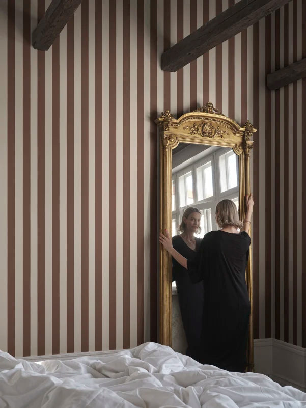 Sandberg behang Sam Burgundy S10699 slaapkamer 