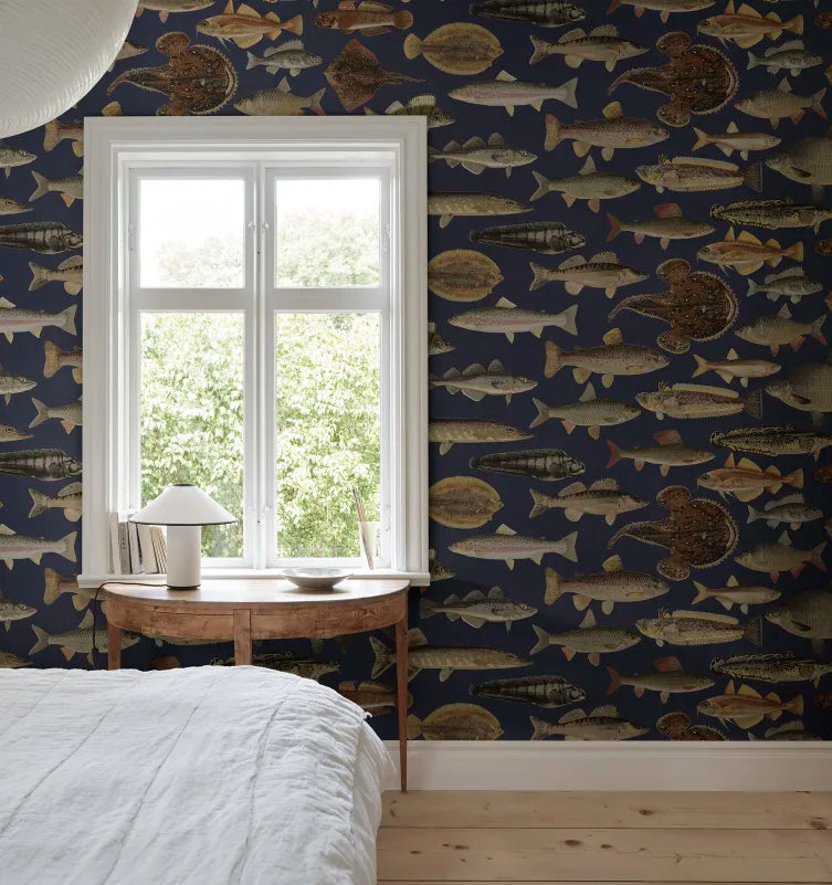 Sandberg behang Scandinavian Fish Dark Blue S10729