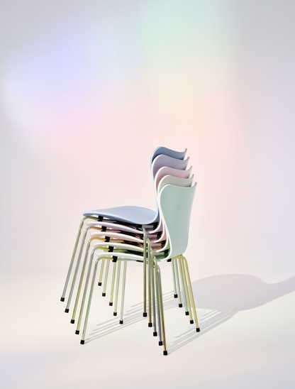 Fritz Hansen the series 7 chair - Anniversary editions