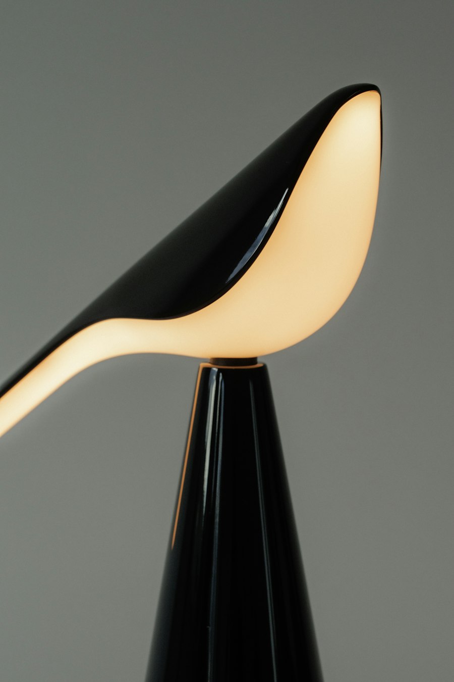 Established &amp; Sons Tiki High-gloss Black sfeerbeeld