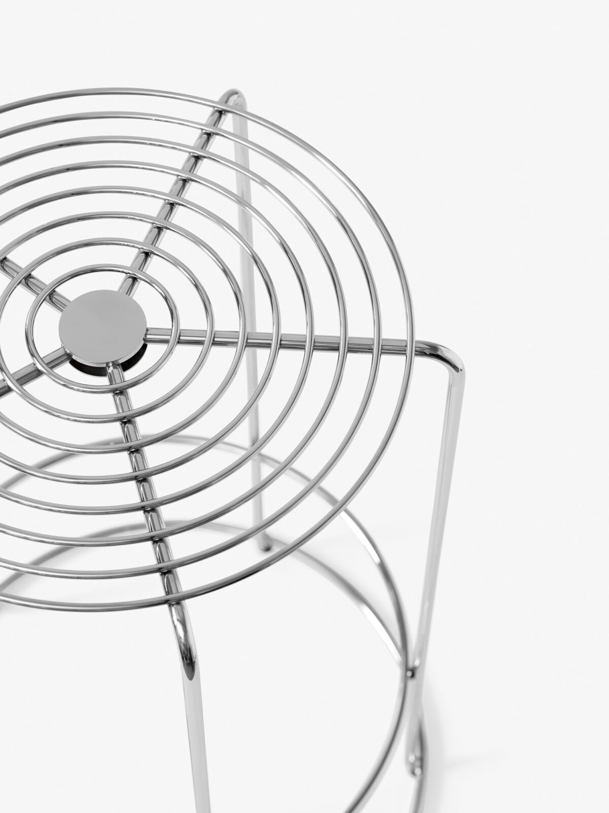 &amp;Tradition Wire Counter Stool VP15