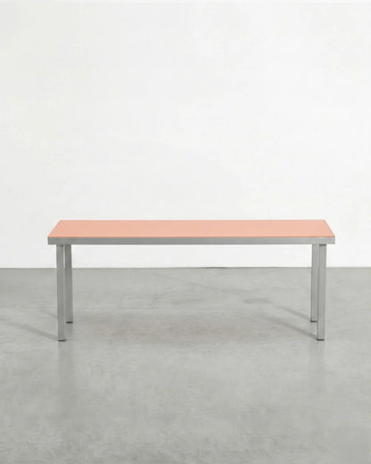Valerie Objects Alu bench roze sfeerbeeld