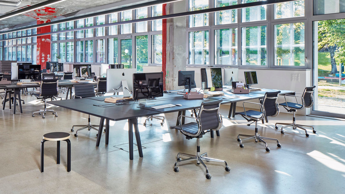 Vitra Aluminium bureaustoel EA 117/118/119 – Work kantoor