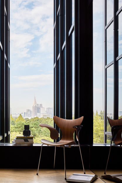 Fritz Hansen Lily™ 3208 armstoel | Arne Jacobsen