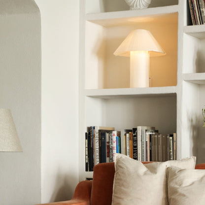Dusty Deco Paper Table Lamp interieur
