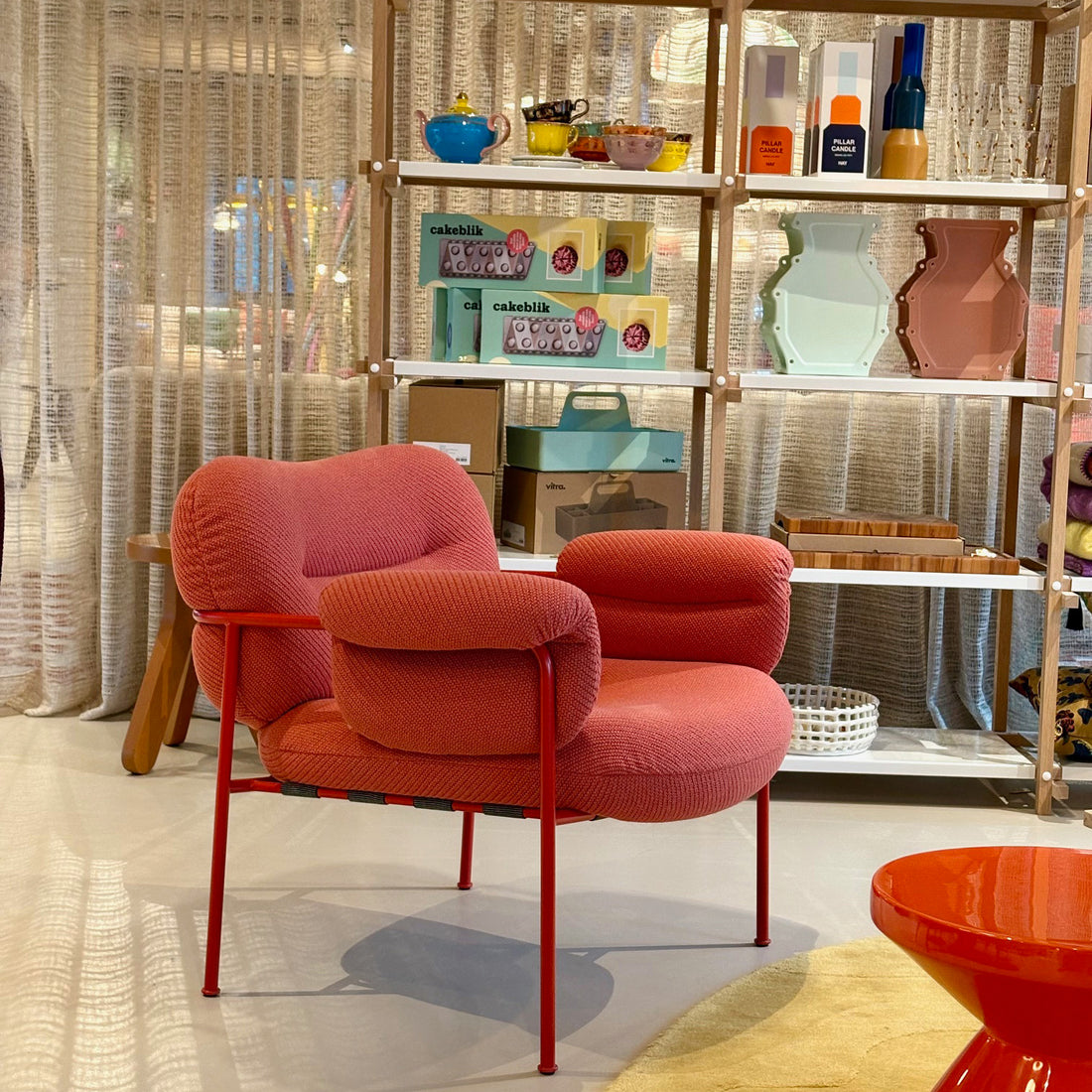 Fogia Bollo fauteuil Coda coral showroommodel