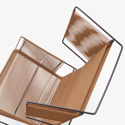 Ligne Roset Fifty fauteuil detail geweven koord tobacco