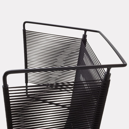 Ligne Roset Fifty fauteuil detail zwart gevlochten koord