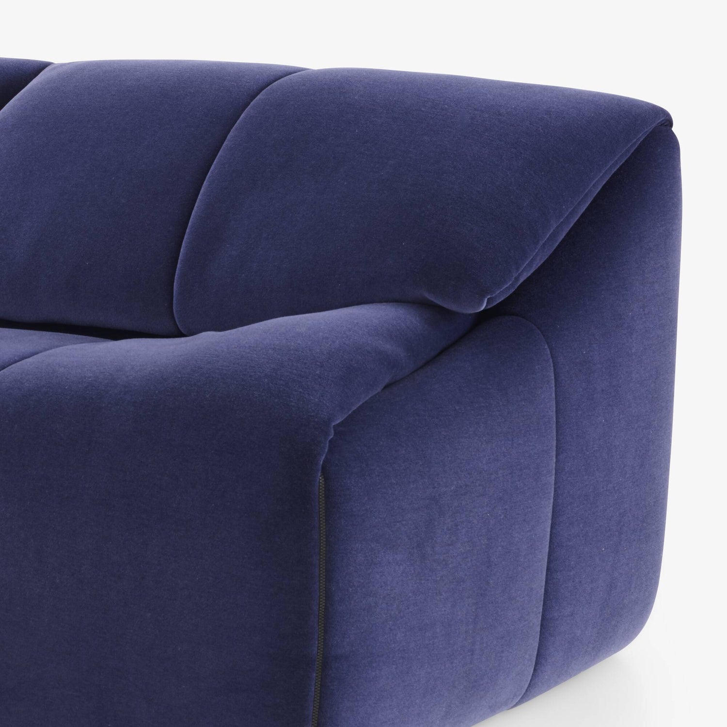 Ligne Roset Plumy Medium bank detail kussen