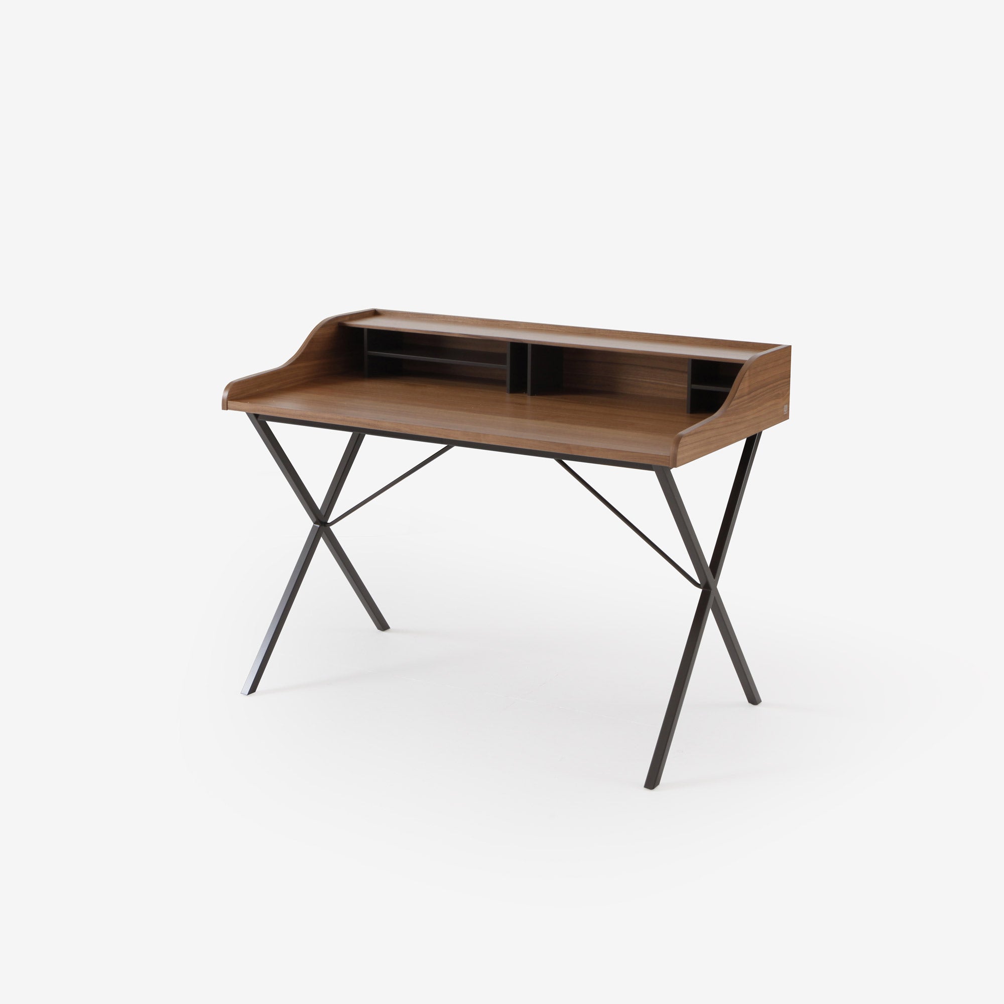 Ligne Roset Ursuline bureau walnoot zijaanzicht
