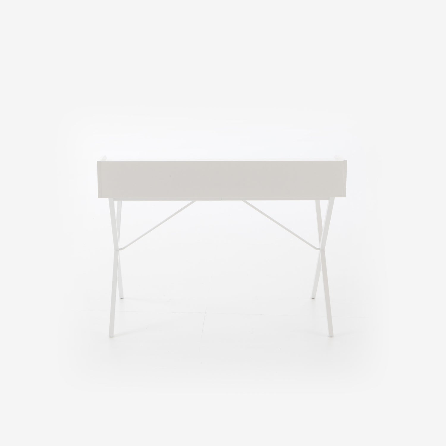 Ligne Roset Ursuline bureau wit gelakt sfeerbeeld