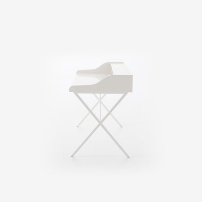 Ligne Roset Ursuline bureau wit gelakt voetstuk