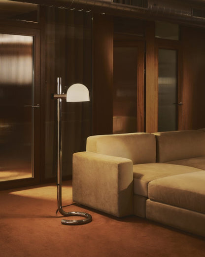 Marset Lauro P vloerlamp sfeerbeeld beige interieur