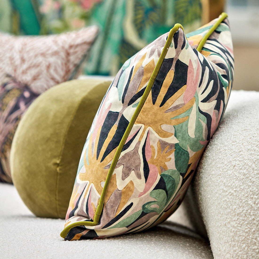 Harlequin stof Melora Positano/Succulent/Amber Light 120998