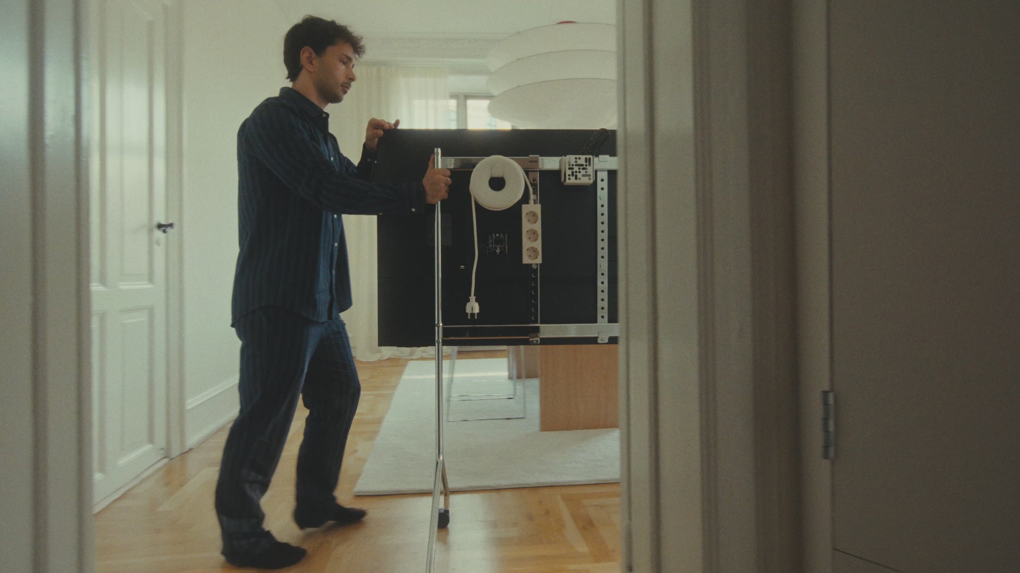 Pedestal Moon Rollin tall tv-standaard