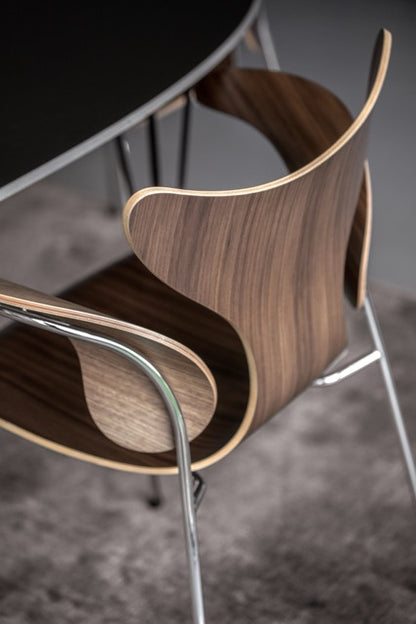 Fritz Hansen Lily™ 3208 armstoel | Arne Jacobsen