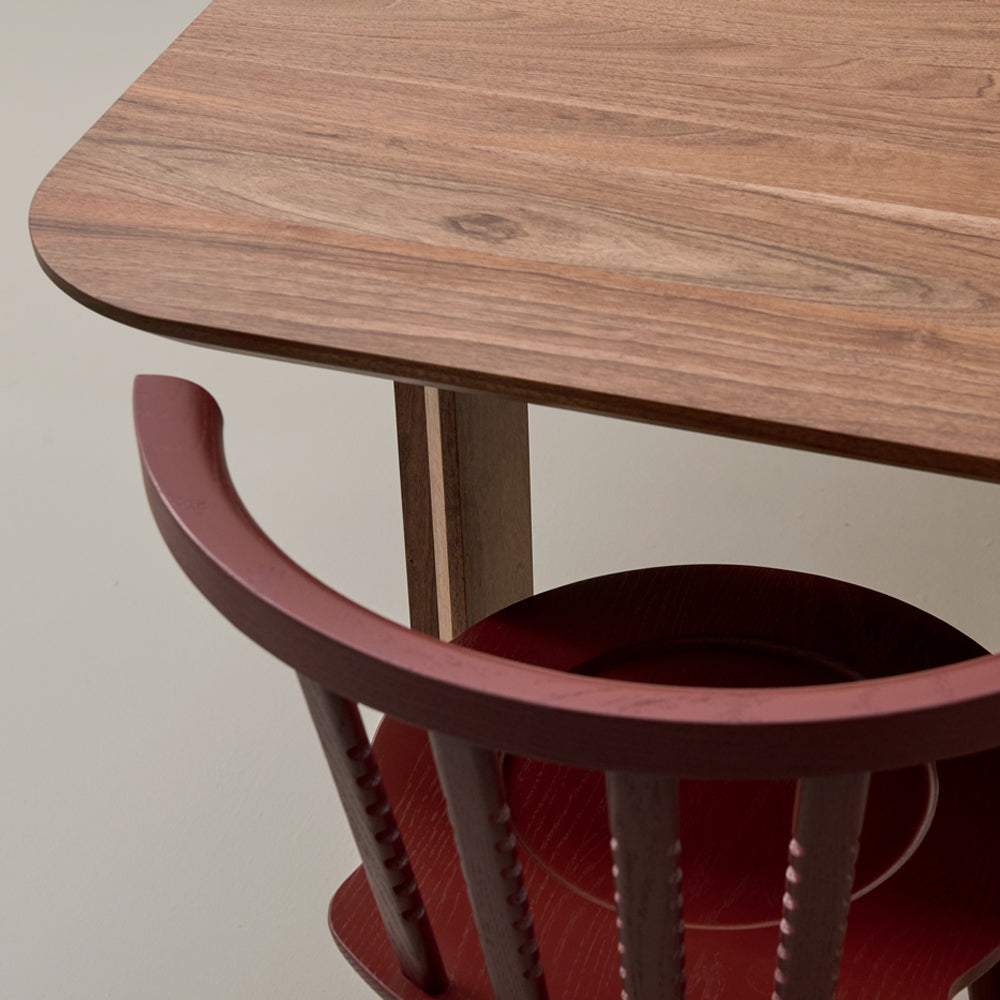 Pilat &amp; Pilat Ove tafel