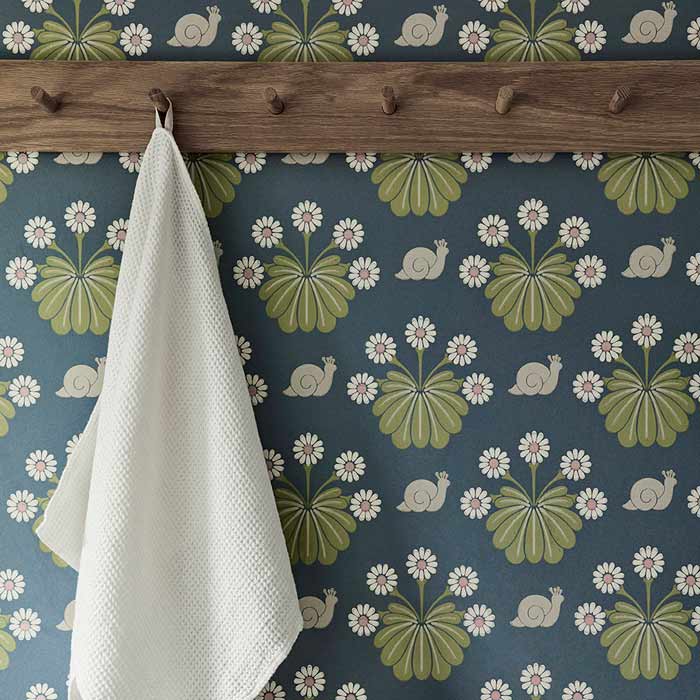 Burges Snail Juniper