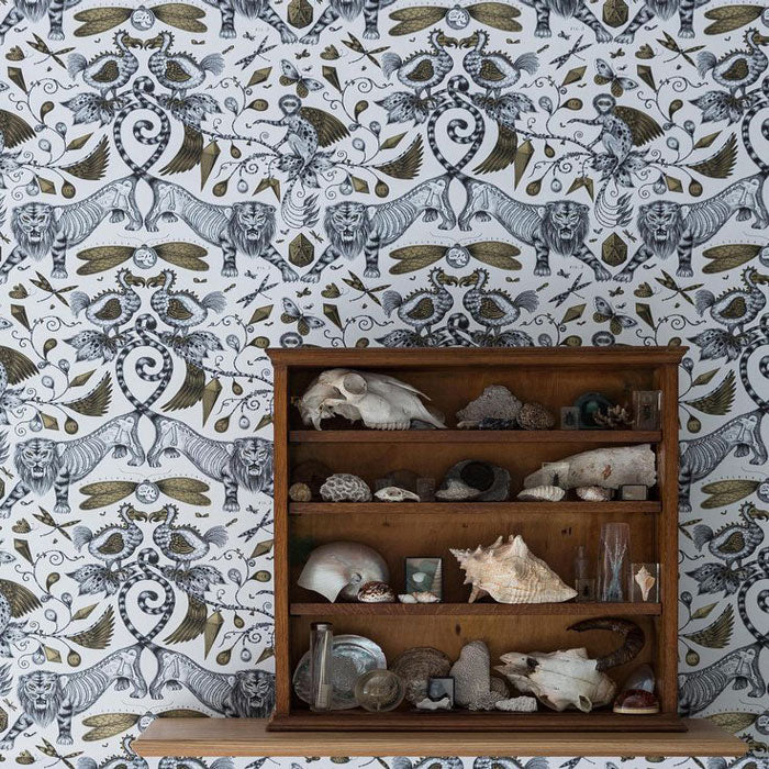 Clarke & Clarke behang Extinct Gold W0100/02