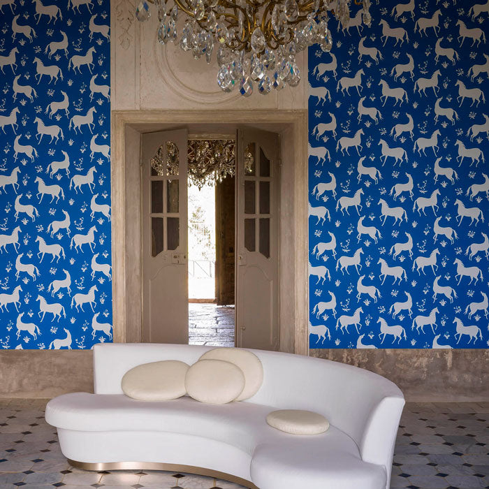 Pierre Frey behang Les cavales Bleu FP776003