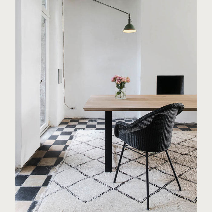 Vincent sheppard Avril HB dining chair steel A base